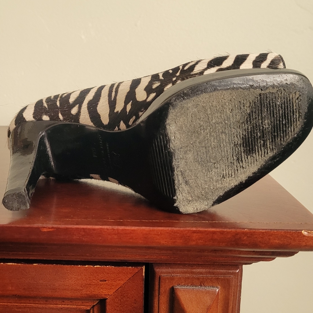 Zebra High Heels ๐ - Picture 9 of 9